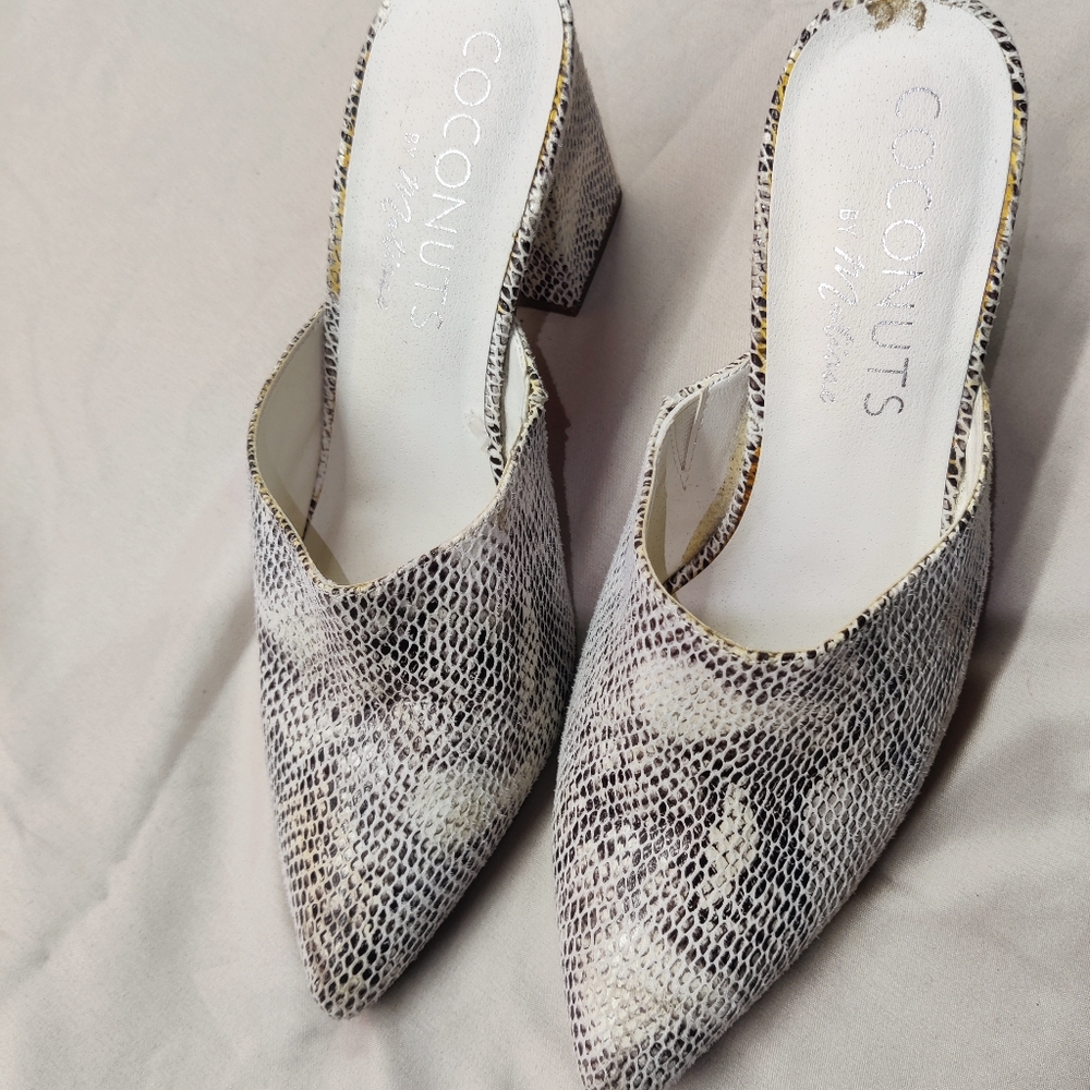 Coconuts by Matisse, 100% vegan mule white snake